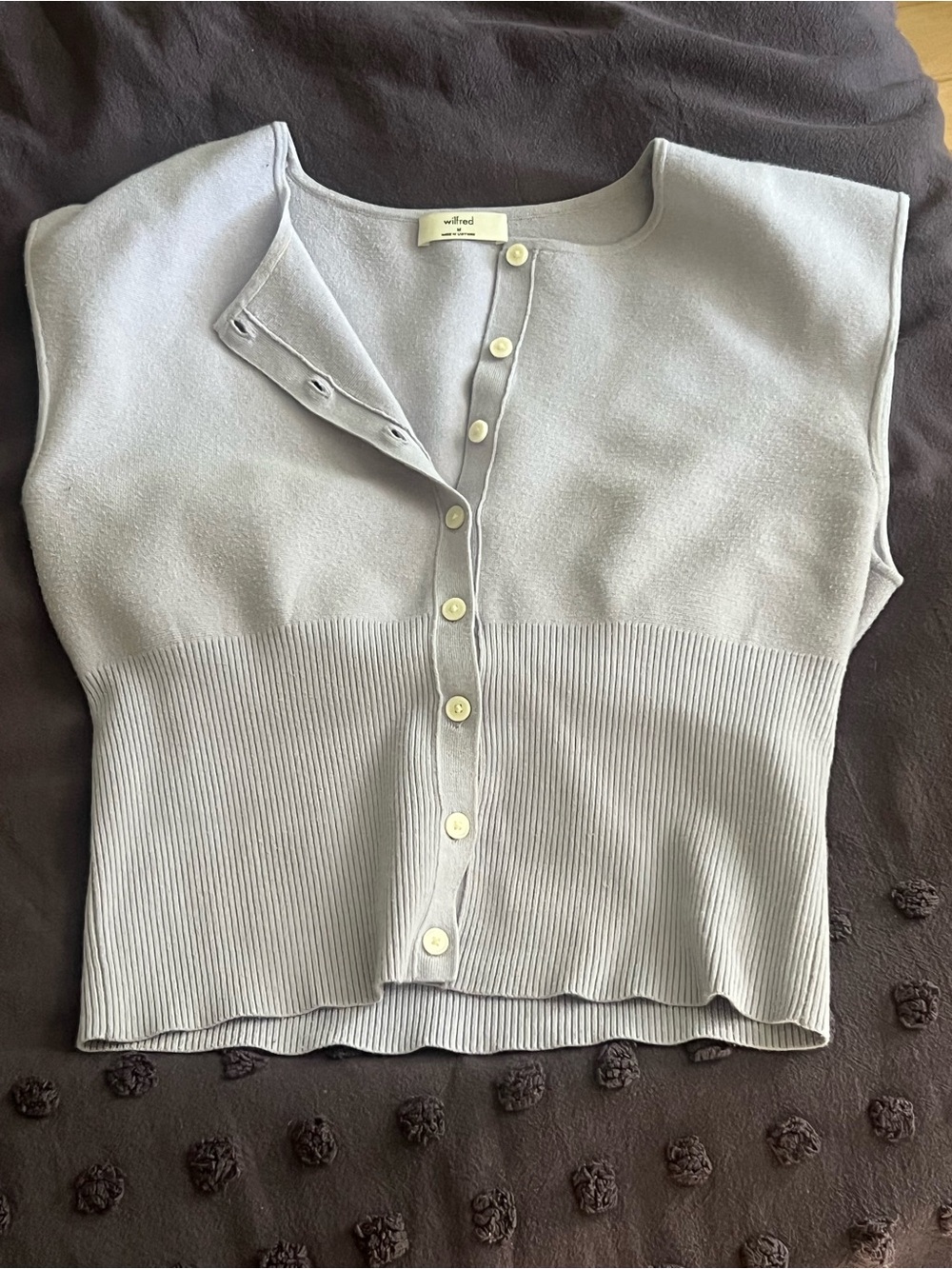 Aritzia golightly sleeveless lilac cardigan